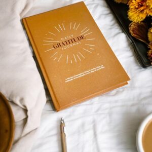 Alternative view of The Daily Gratitude Candle & Journal Set